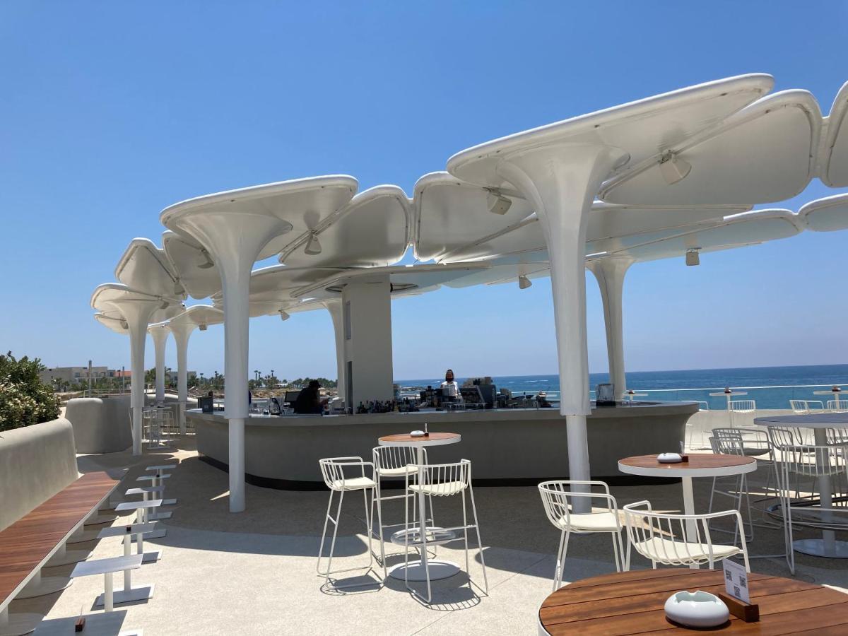 Sun Julz Apartments On The Beach Pafos Dış mekan fotoğraf