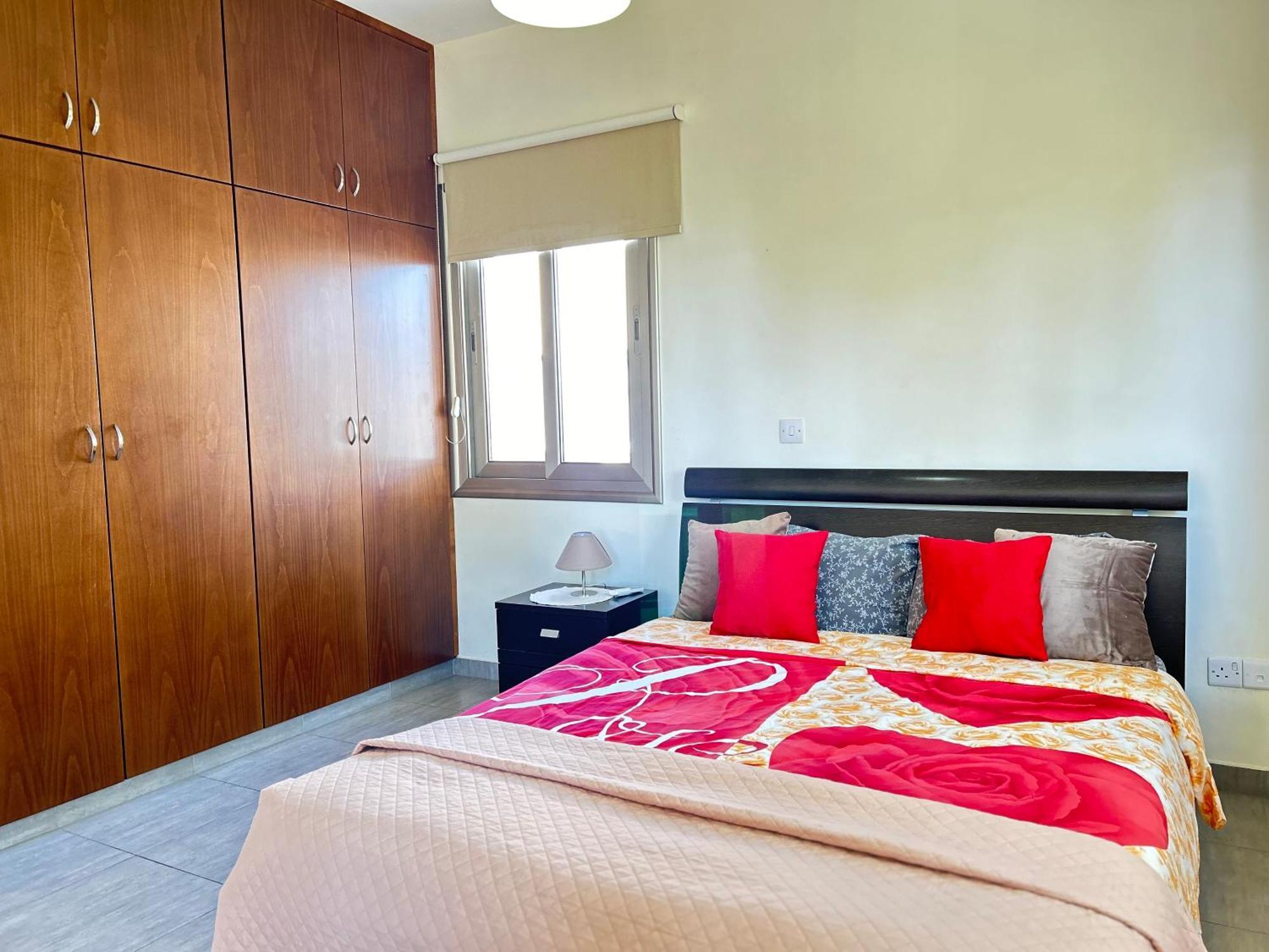 Sun Julz Apartments On The Beach Pafos Dış mekan fotoğraf